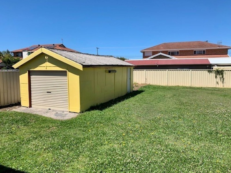 16 Mathews Street, Norah Head NSW 2263