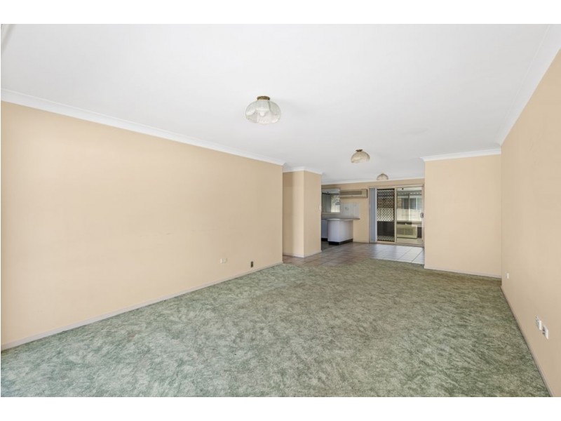 4/88-90 Lake Haven Drive, Lake Haven NSW 2263