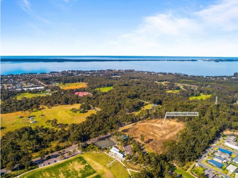 165 Louisiana Road, Wadalba NSW 2259