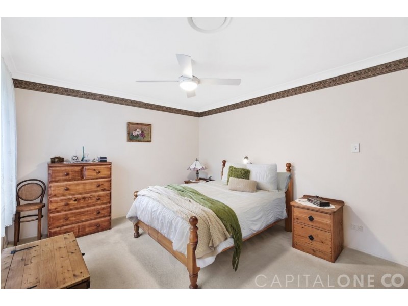 4 Tradewinds Avenue, Summerland Point NSW 2259