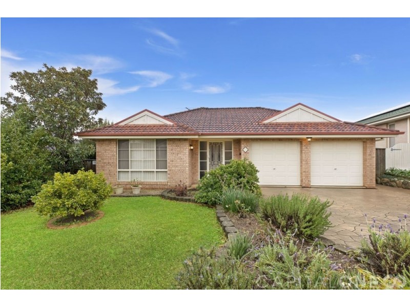 4 Tradewinds Avenue, Summerland Point NSW 2259
