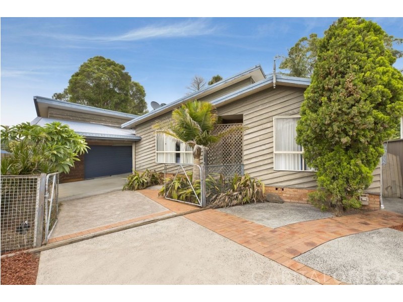 64 Pinehurst Way, Blue Haven NSW 2262