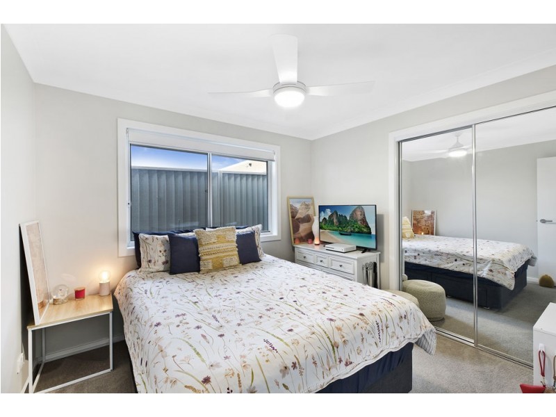 44 Kalulah Avenue, Gorokan NSW 2263