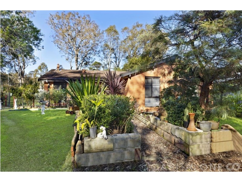 581 Pacific Highway, Wadalba NSW 2259