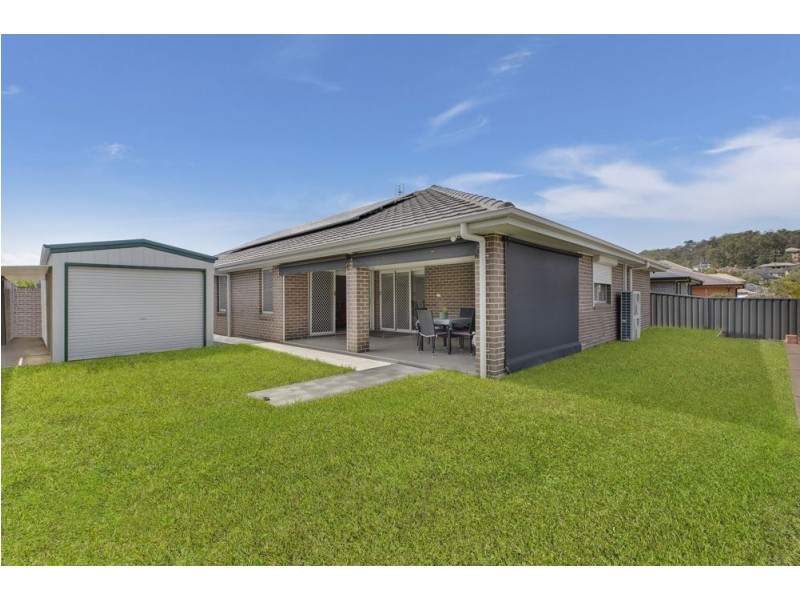 16 Salamander Road, Wadalba NSW 2259