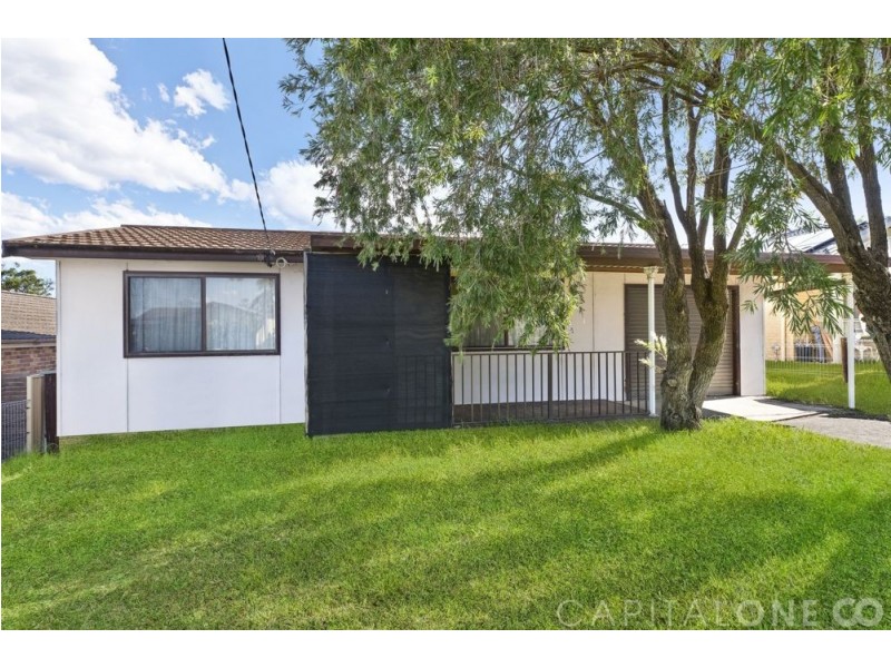 16 Westbrook Parade, Gorokan NSW 2263