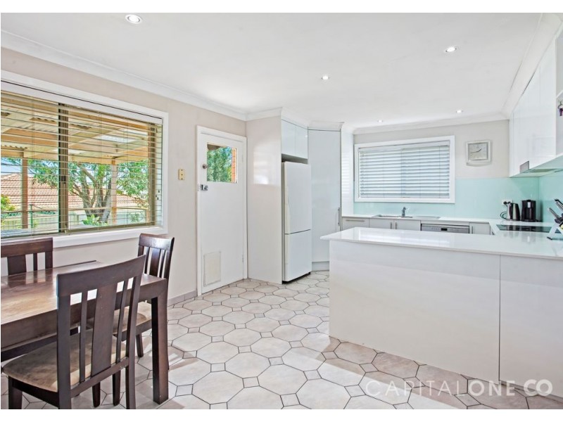 64 McKellar Boulevard, Blue Haven NSW 2262