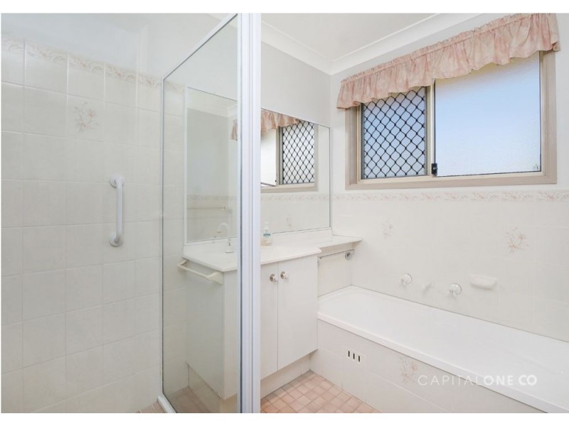 31 Plane Tree Circuit, Woongarrah NSW 2259