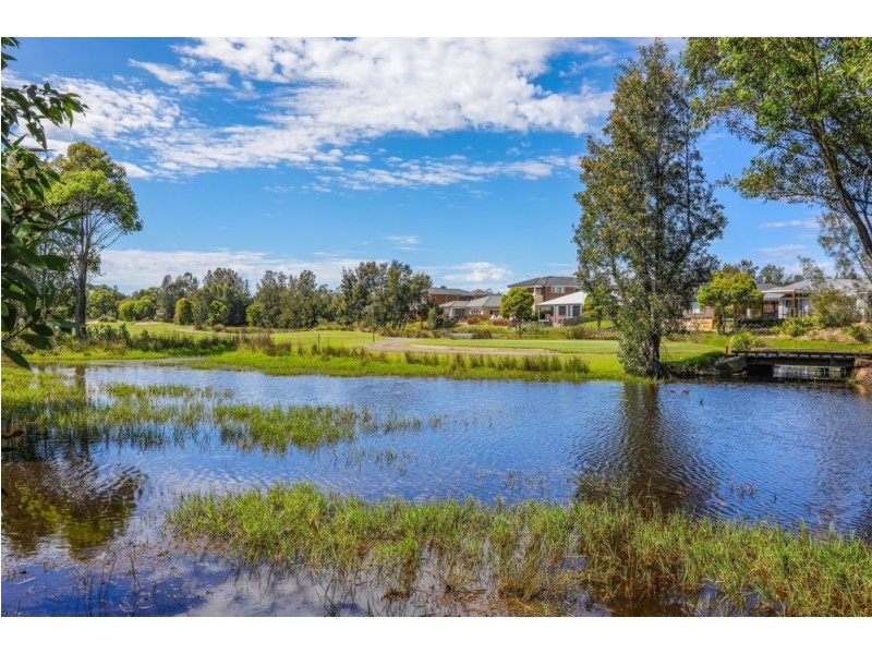 8 Championship Drive, Wyong NSW 2259