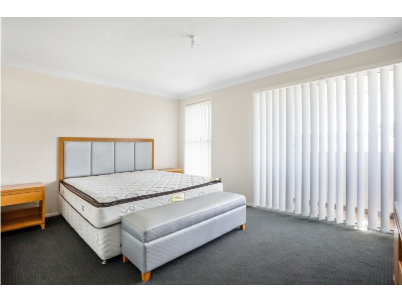 8 Championship Drive, Wyong NSW 2259