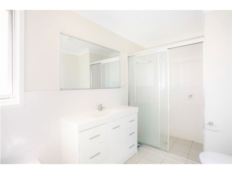 8 Championship Drive, Wyong NSW 2259