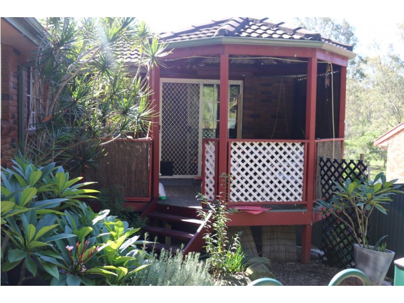 84 Casey Drive, Watanobbi NSW 2259