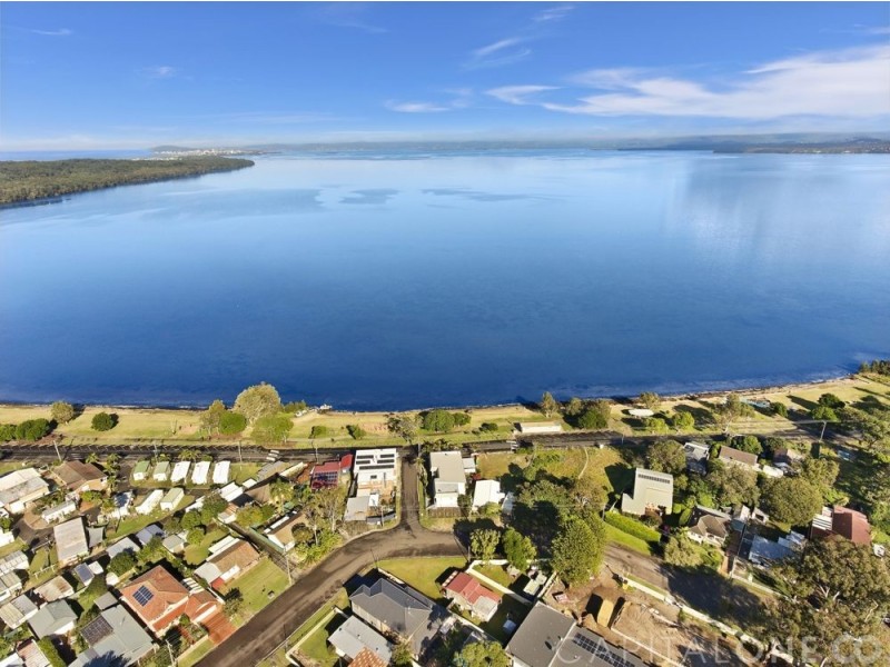 14 Beach Parade, Canton Beach NSW 2263