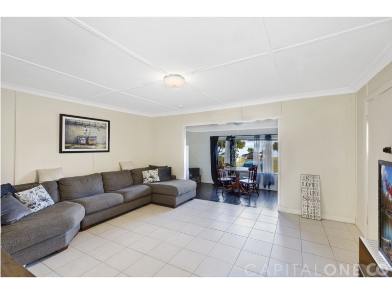 14 Beach Parade, Canton Beach NSW 2263