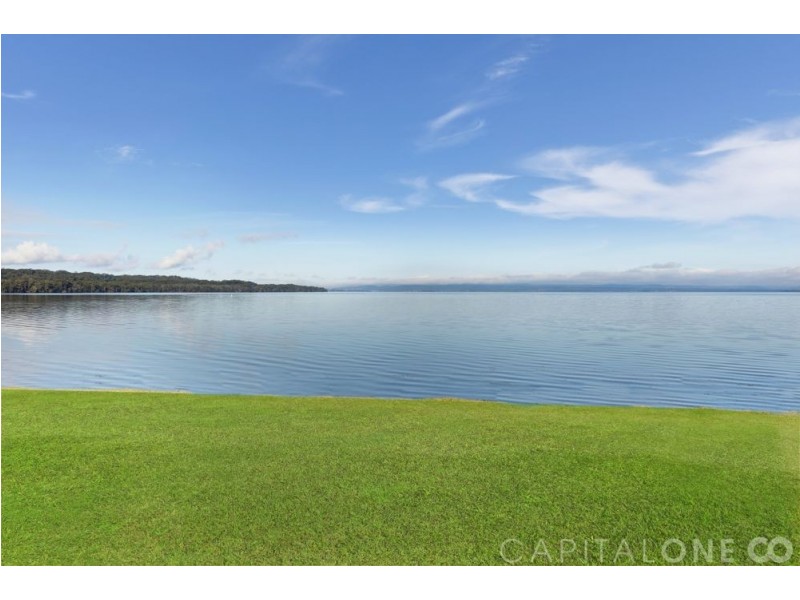 14 Beach Parade, Canton Beach NSW 2263