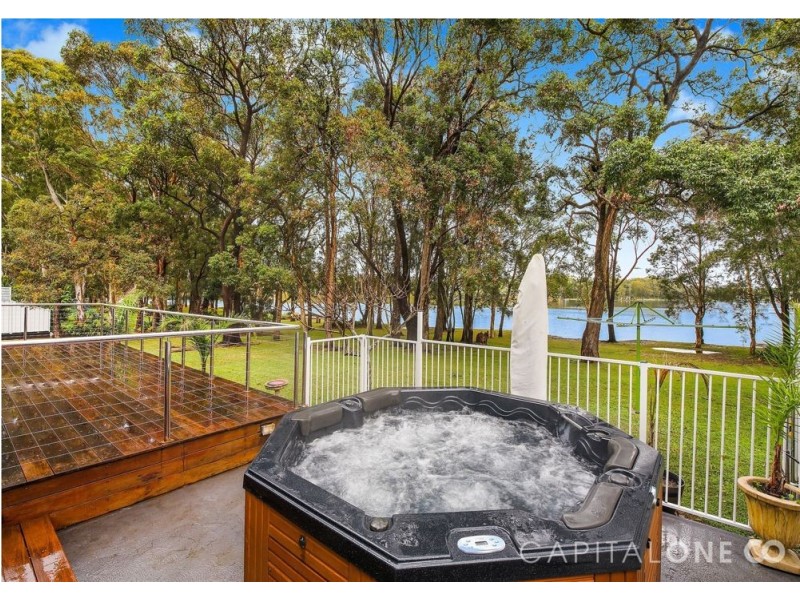 62 Teragalin Drive, Chain Valley Bay NSW 2259