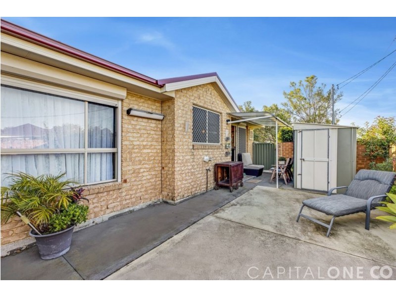 10 Nichols Avenue, Gorokan NSW 2263