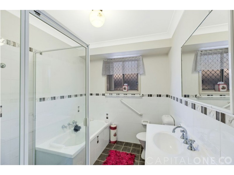 10 Nichols Avenue, Gorokan NSW 2263