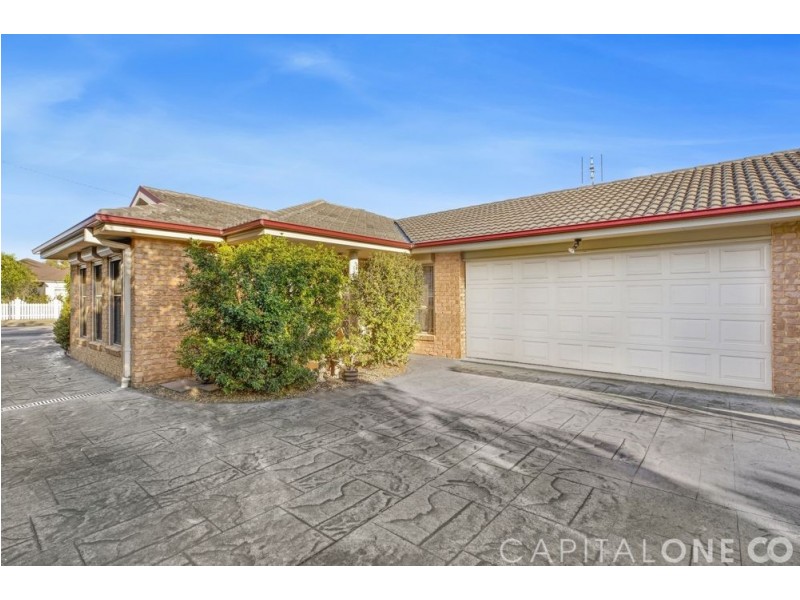 10 Nichols Avenue, Gorokan NSW 2263