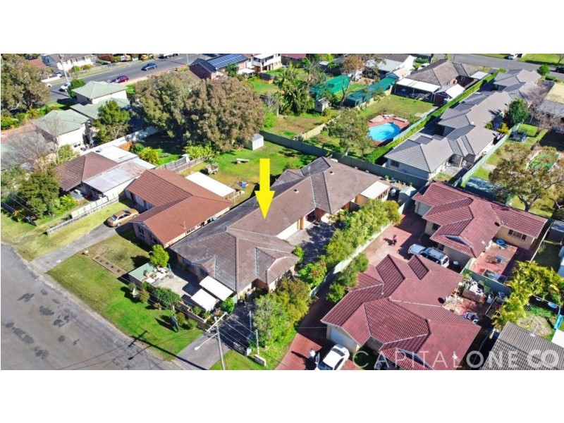 10 Nichols Avenue, Gorokan NSW 2263