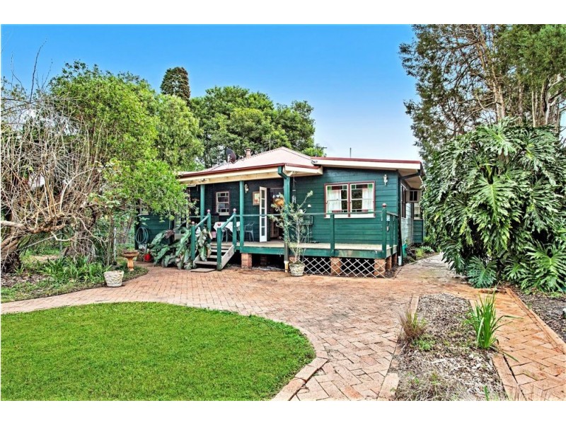 35 Panonia Road, Wyong NSW 2259