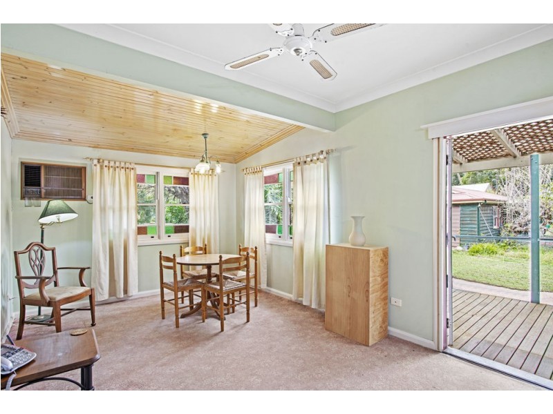 35 Panonia Road, Wyong NSW 2259