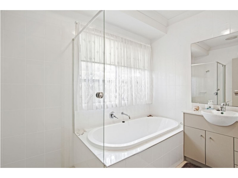 22 Kooindah boulevard, Wyong NSW 2259