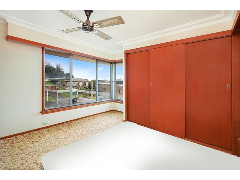 11 Arthur Drive, Wyong NSW 2259