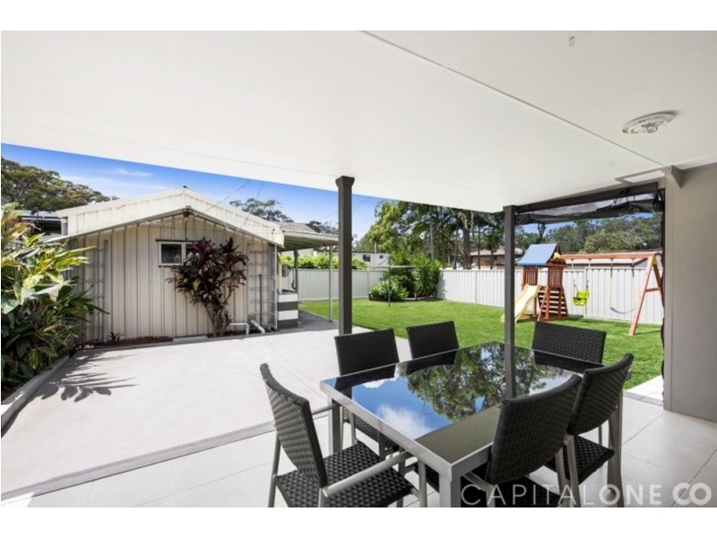 76 Winbin Crescent, Gwandalan NSW 2259