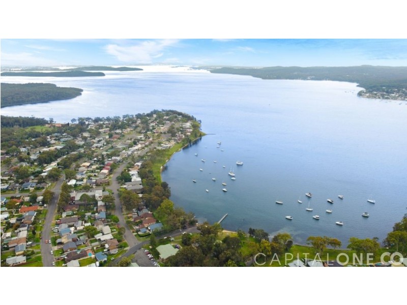 76 Winbin Crescent, Gwandalan NSW 2259