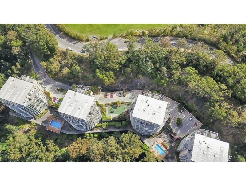 352/80 John Whiteway Drive, Gosford NSW 2250