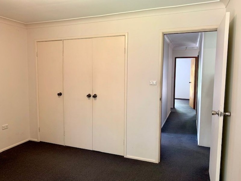 581 Pacific Highway, Wadalba NSW 2259