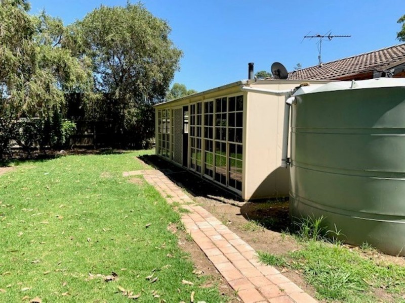 581 Pacific Highway, Wadalba NSW 2259