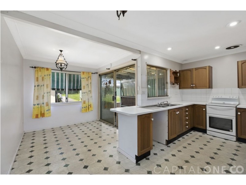 61 Cadonia Road, Tuggerawong NSW 2259