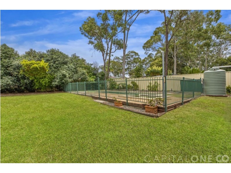 8 Wondaboyne Avenue, Charmhaven NSW 2263