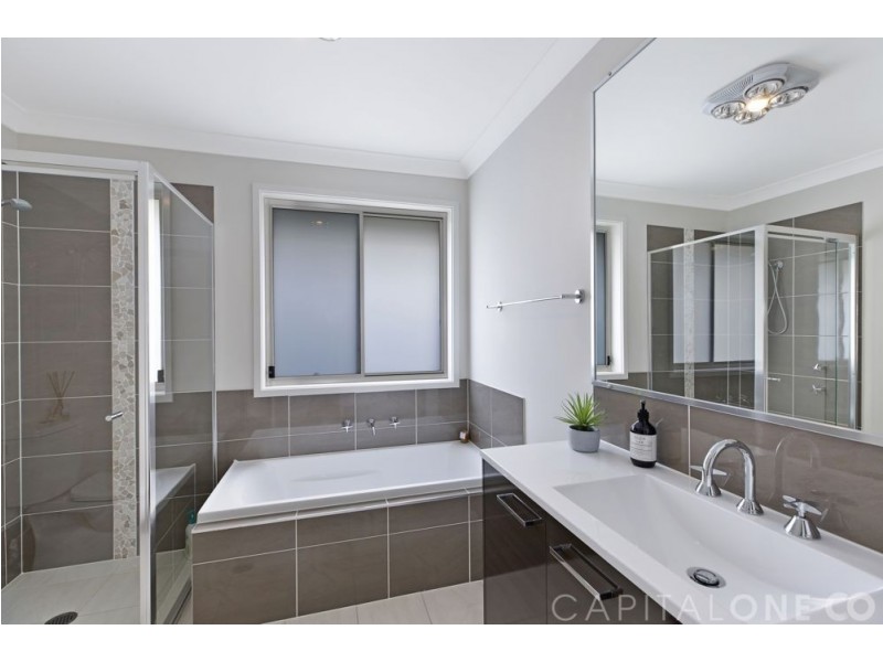 17 Mogo Close, Blue Haven NSW 2262