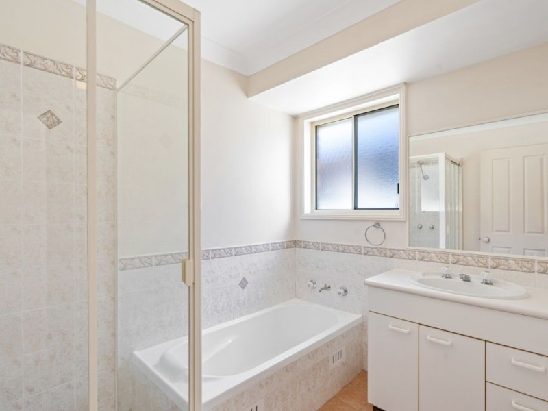 16 Elimatta Road, Yarrawonga Park NSW 2264