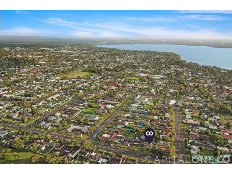 4/2 Nichols Avenue, Gorokan NSW 2263