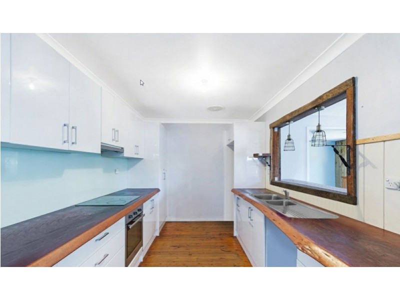 192 Scenic Drive, Budgewoi NSW 2262