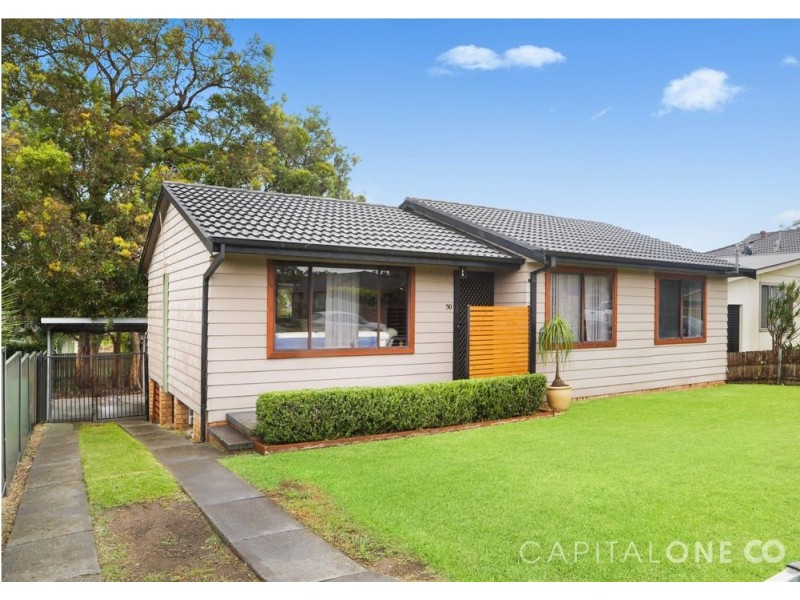 50 Elizabeth Bay Drive, Lake Munmorah NSW 2259