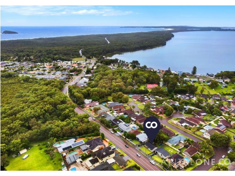 50 Elizabeth Bay Drive, Lake Munmorah NSW 2259