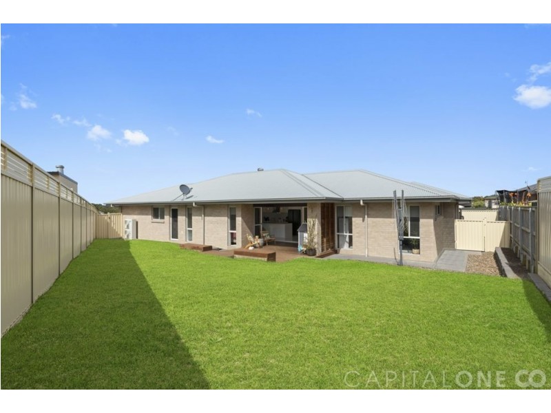 24 Mogo Close, Blue Haven NSW 2262