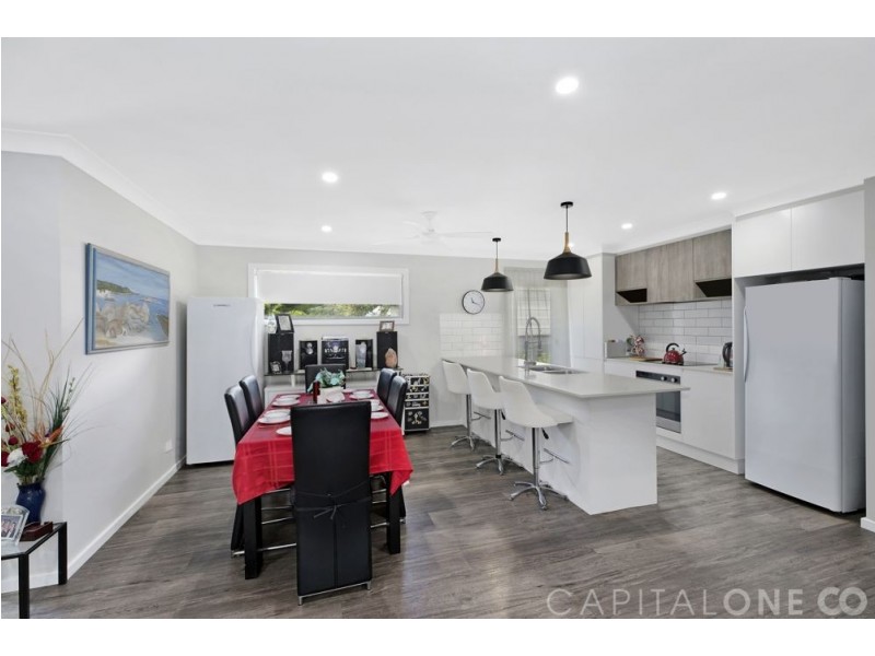 24 Malvina Parade, Gorokan NSW 2263