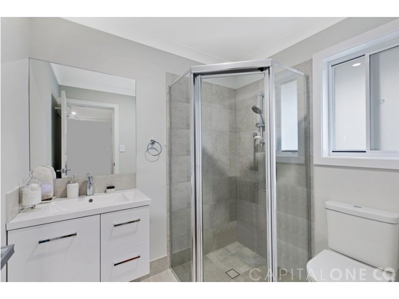 24 Malvina Parade, Gorokan NSW 2263