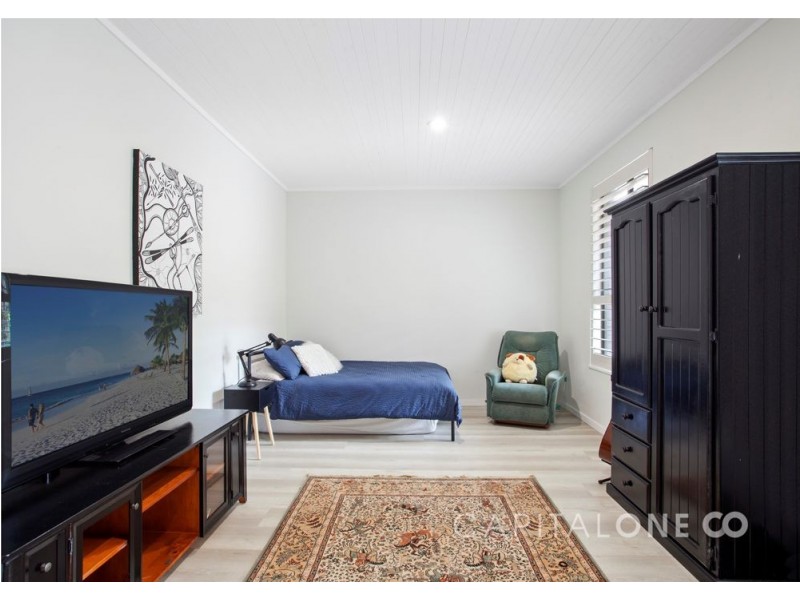 21 Masefield Avenue, Bateau Bay NSW 2261