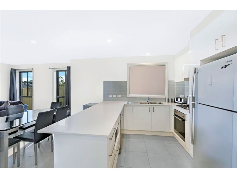 1/17-19 Natasha Place, Woongarrah NSW 2259