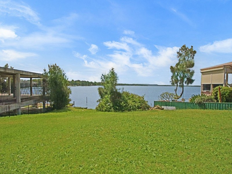 4 Main Road, Toukley NSW 2263