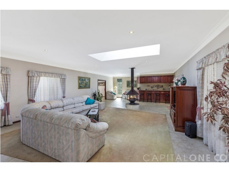130 Pacific Highway, Doyalson NSW 2262
