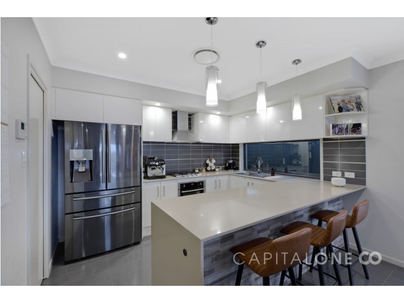 7 Mogo Close, Blue Haven NSW 2262