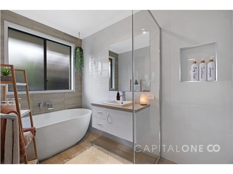 7 Mogo Close, Blue Haven NSW 2262